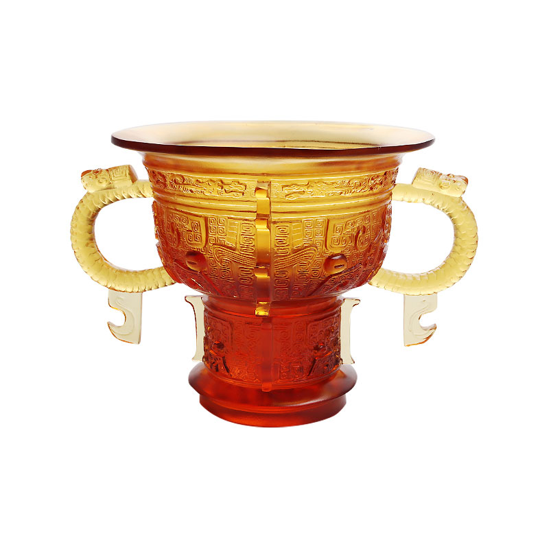 Chinesischer Dreibeinstativ mit Drachenohrengriff und Dornenmuster