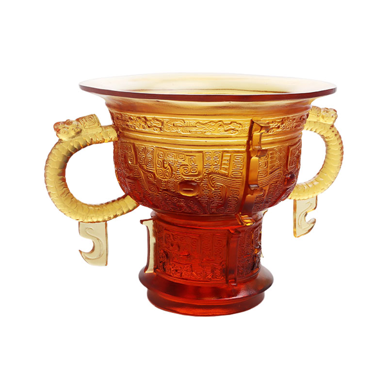 Chinesischer Dreibeinstativ mit Drachenohrengriff und Dornenmuster