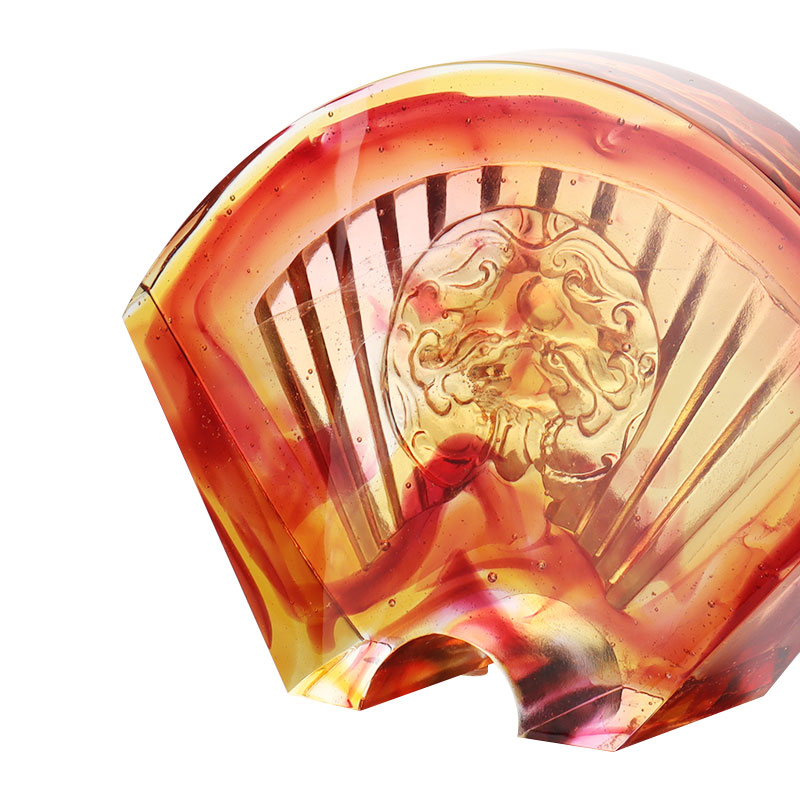 Chinesische fächerförmige glasierte Glasornamente