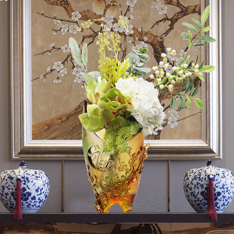 Home Dekorationen Pflaumenblüte, geschnitztes Design, bernsteinfarbene Glasvase