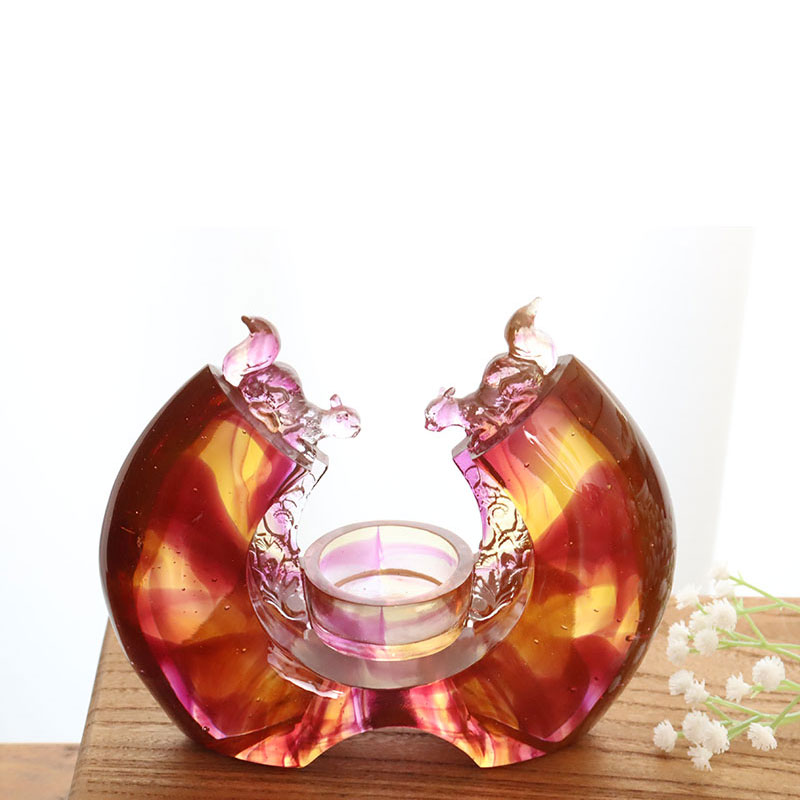 Kerzenhalter mit violetter Glasur