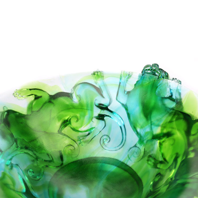 Transparenter Obstteller aus grünem Glas