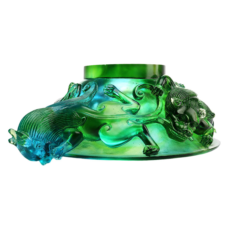 Transparenter Obstteller aus grünem Glas