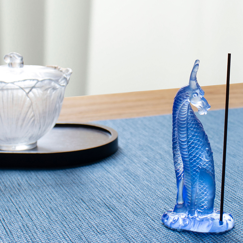 Glas-Kirin-Räucherstäbchenhalter
