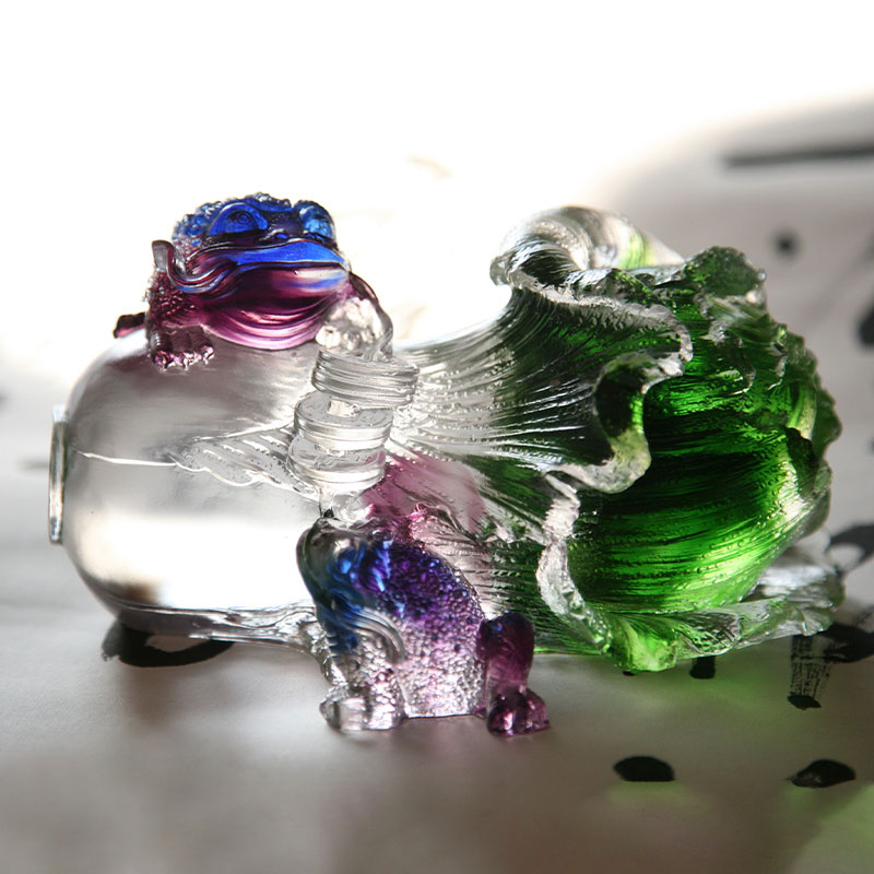 Goldene Krötenskulptur aus Kristallglas