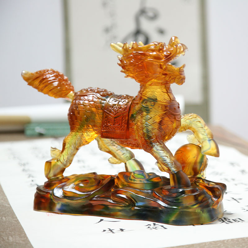 Kirin-Figuren aus Kristallglas, Ornamente