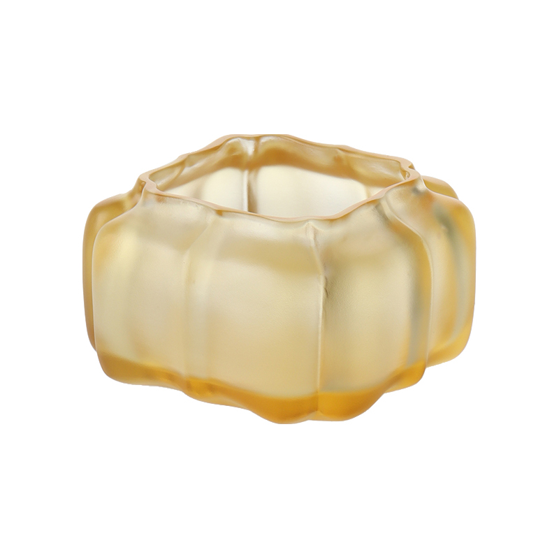 Wassertopf in Kürbisform aus violettem Kristallglas