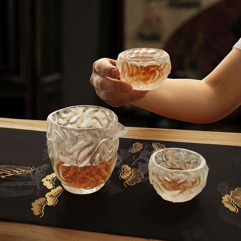 Transparentes Teetassen-Set aus Glas mit Blasenmuster für den Heimbüro-Meetinggebrauch