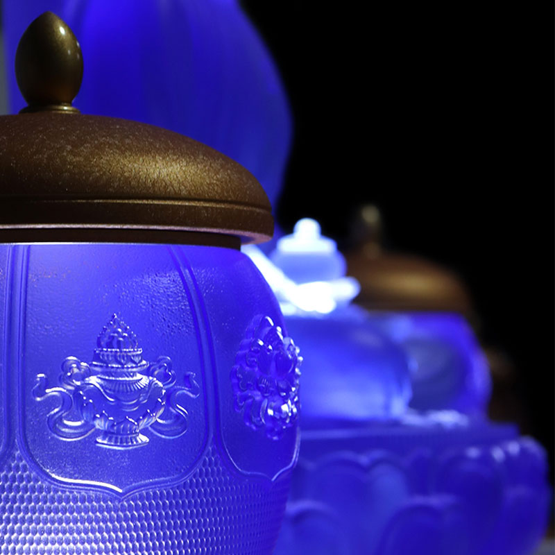 Acht Schätze Lotus-Serie Buddhistisches Altar-Kristallglas-Opferset