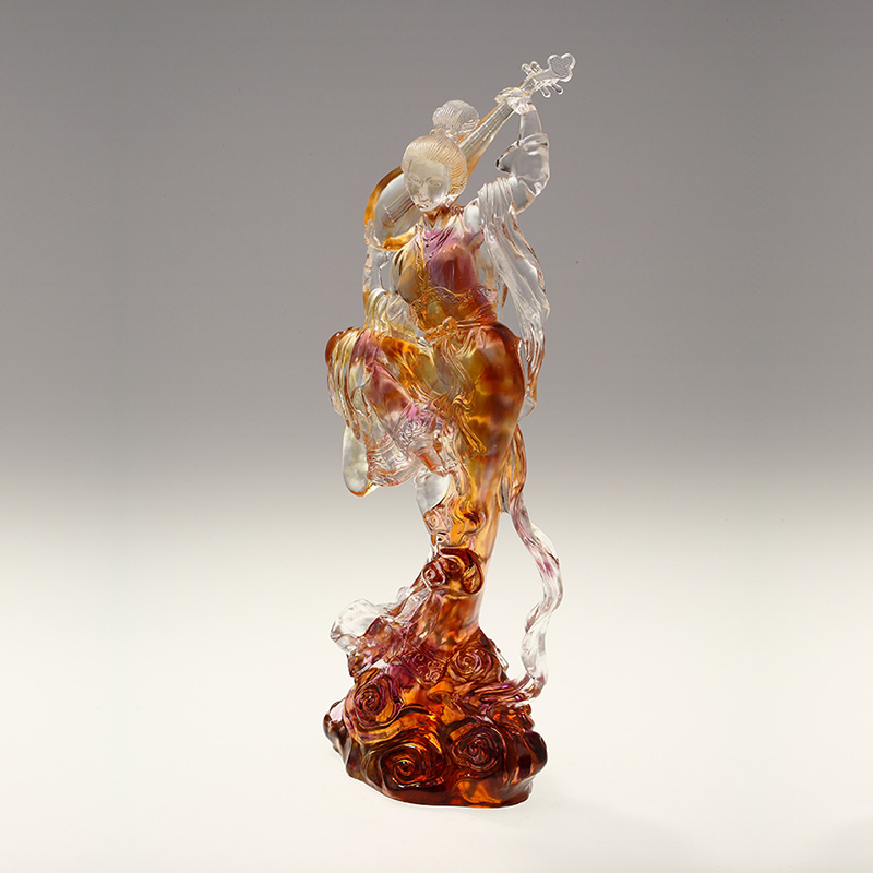 Elegante und anmutige weibliche Glasskulptur-Ornamente