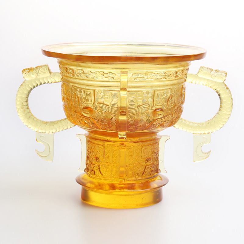 Chinesischer Dreibeinstativ mit Drachenohrengriff und Dornenmuster